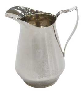 An Elizabeth II silver cream jug, with a reeded handle, Birmingham 1972, 3.83oz.