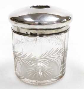 Two George V cut glass and silver lidded toilet jars, engraved with a band of leaves, Birmingham... - 2