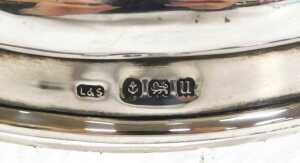 Two George V cut glass and silver lidded toilet jars, engraved with a band of leaves, Birmingham... - 4