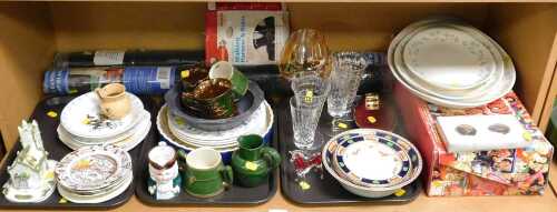 Miscellaneous household items, to include a Murano glass horse, Alfred Meakin gilt bowls, a...