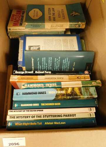 Paperback fiction, authors to include George Orwell, Alastair Maclean, HG Wells, etc. (1 box)