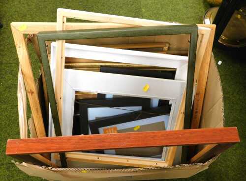 Open frames, to include raw wooden frames, painted frames, gilt frames, etc, in various sizes....