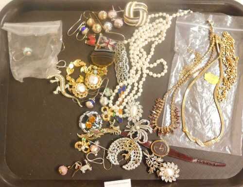 Costume jewellery, to include a simulated pearl necklace, stone set necklaces, lady's wristwatch,...