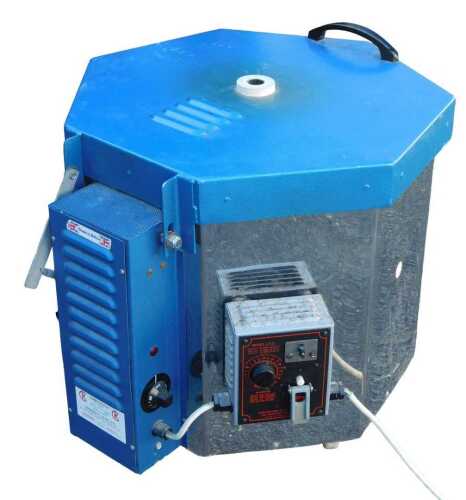 An electric pottery kiln, on castors, 55cm high.
