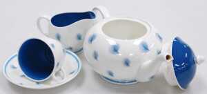 A Susie Cooper porcelain Whispering Grass pattern part tea service, comprising teapot, cream jug,... - 2
