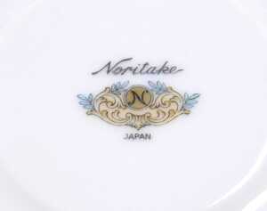 A Noritake porcelain part dinner and tea set, printed with flowers, on an ivory ground,... - 3
