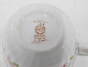A Minton Haddon Hall part dinner service, to include teapot, 17cm high, another smaller,... - 6