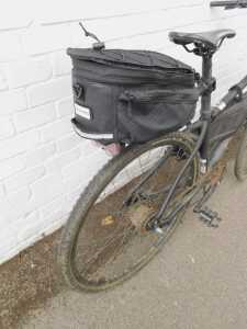 A Cannondale single speed hybrid bike, with a Lefty left pipe fork, Alvis disc brakes, and... - 4