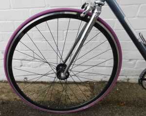 A Jamis Sputnik fixed-gear road bike, constructed from Reynolds 520 chromoly tubes, with a... - 2