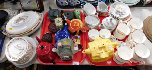 Ceramics, to include teapots, small, medium, Oriental part tea service, including cups, sugar,...