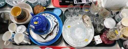 Household ceramics and glassware, to include florally decorated blue and white cups, saucers,...