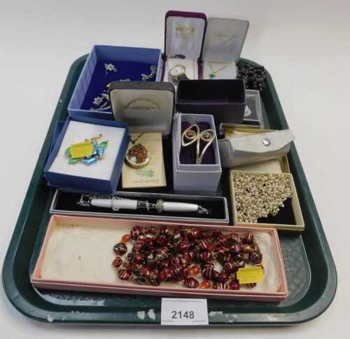 Assorted jewellery and effects, including Heather Greaves bangle, pen, pendant neck chain, etc....