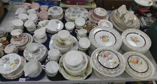 Assorted teawares, comprising pink gilt examples, rose planters, etc. (4 trays and loose)