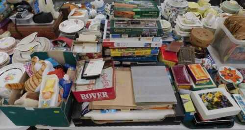 Toys and games, comprising Scrabble, Mastermind, jigsaws, wool, Argos previewer, small group of...