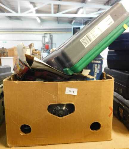 Various hand tools, Hikoki rotary hammer, partially cased, various other tools, hand tools, part...