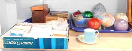 Ceramics and housewares, to include boxed Susie Cooper Gay Stripes Cantaloupe coffee set,...