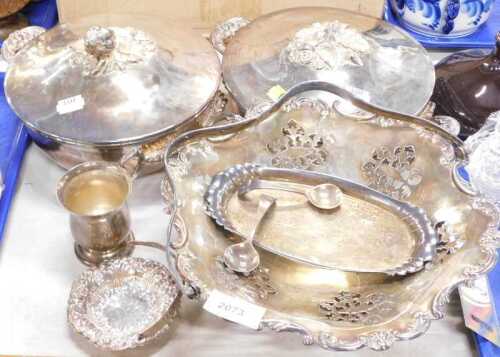 Silver plated ware, to include tureens, spoons, bowls, etc. (a quantity)