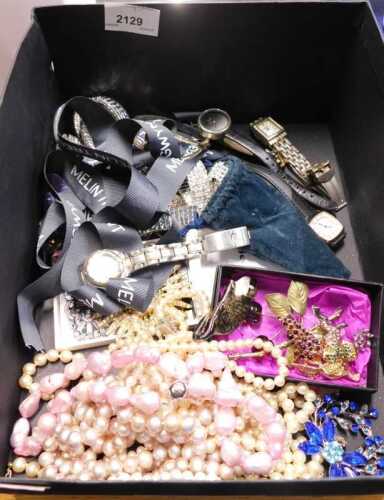 A group of assorted costume jewellery, paste stone set clips, bar brooches, ceramic cat, etc. (1...