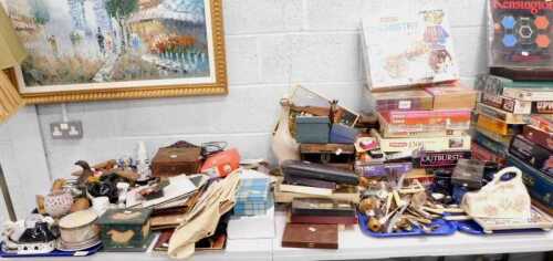 Housewares, to include board games and jigsaw puzzles, various ornaments, Oriental coins, wooden...
