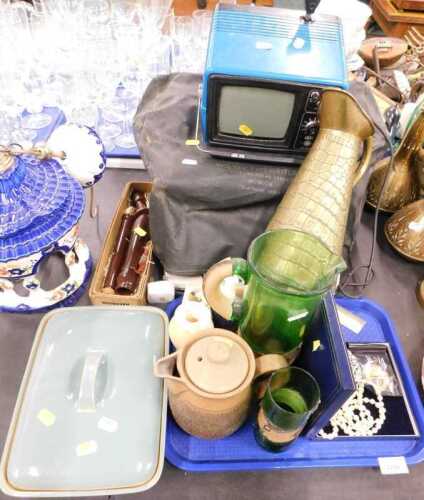 Houseware, to include Beswick lamb, various onyx candle holders, a Denby coffee pot and glazed...