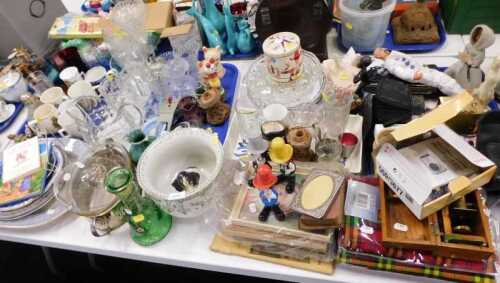 Ceramics and glassware, to include Royal commemorative mugs, sherry glasses, vases, glass jugs,...