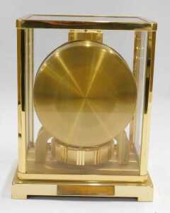A 20thC Jaeger-LeCoultre Atmos clock, in a gilt brass and glazed case, of rectangular form, with... - 4
