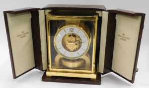 A 20thC Jaeger-LeCoultre Atmos clock, in a gilt brass and glazed case, of rectangular form, with... - 5