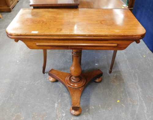A Victorian mahogany card table, the lift over top with a rounded edge, with a baize inset panel,...