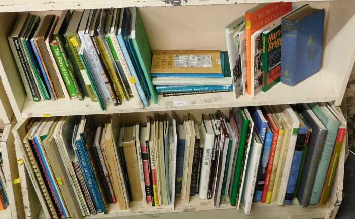Books, mainly local interest, to include Lincolnshire Memories, further books relating to Boston,...