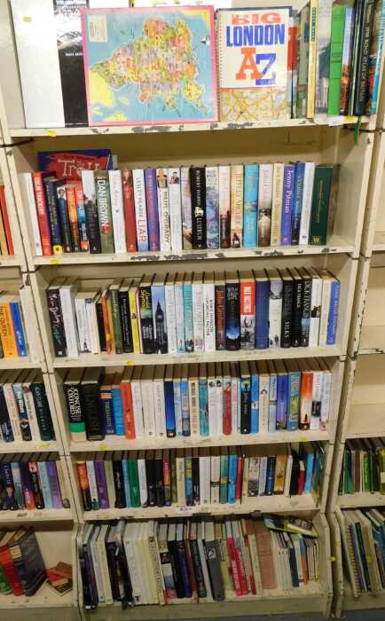 Books, predominantly hardback fiction, authors to include Jeffrey Archer, John Gresham, Maeve...