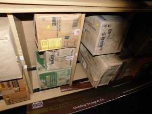 Various boxed drinking glasses, to include red wine glasses, pint glasses, Bulmer's branded...