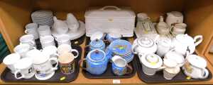 Decorative china and effects, to include an Oriental porcelain part tea service, various mugs,...