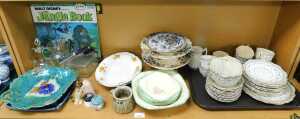 General household effects, to include a Majolica leaf shaped plate decorated with flowers,...