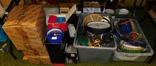 Kitchenalia, to include Bodum cafetiere, and another, flan dishes, utensil pot, mixing bowl,...