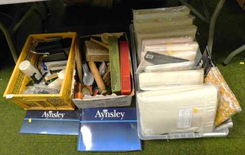A quantity of The Linen Cupboard flannelette bedsheets, including double and single bed flat...