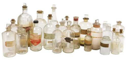 A quantity of chemist's bottles, some with original labels. (1 tray)