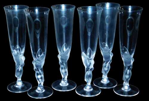 V - A set of six Igor Carl Faberge Kissing Doves champagne flutes, label on the underside, each...