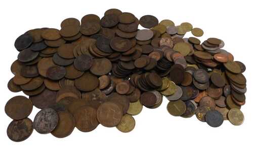 Predominantly George V and later copper coinage, European coinage, etc. (a quantity)