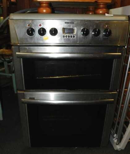 A Beko electric double oven, DVC665.