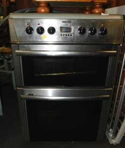 A Beko electric double oven, DVC665.