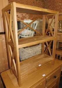 A contemporary oak open bookcase, 86cm high, 70cm wide, 30cm deep.