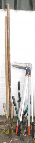 Garden tools, including lawn edgers, rake, hoe, hedge cutters, etc. (a quantity)