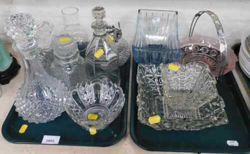 A quantity of glass, to include Art Deco style blue glass bowl, etc. (2 trays)