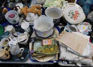 Various ceramics, etc., to include Carltonware leaf moulded items, modern Oriental jardiniere,...