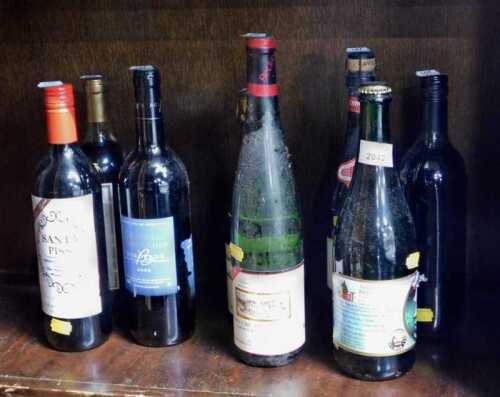 Miscellaneous bottles of red and other wines, to include Lambrusco, German Alsace Grand Cru 2011,...