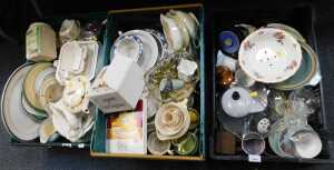 A quantity of tea ceramics, to include Art Deco part dinner services, teaware, etc. (contents...