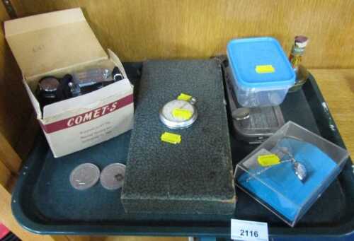World coinage, together with Elizabeth II commemorative crowns, a Comet S camera, boxed, an...
