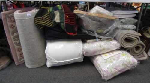 Textiles, to include a Chinese wool ground rug, Dorma Sweetpea pattern bed linen, further rugs,...