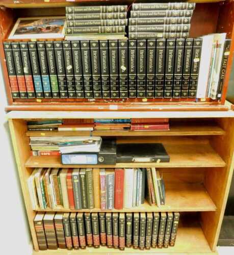 Withdrawn pre-sale by vendor. Various Encyclopaedia Britannica, Science and the Future 1993, various other 1990s, other books,...