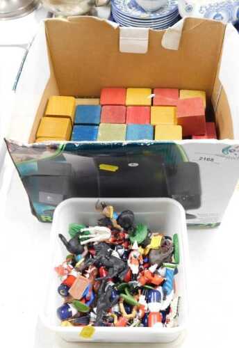 Various toys, building blocks, plastic equestrian figures, soldiers, etc. (1 box)